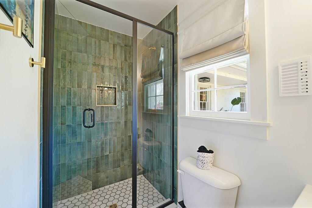 673 Edmonds Drive Charleston, SC 29412 - Photo 29 of 40 d8HL9uug