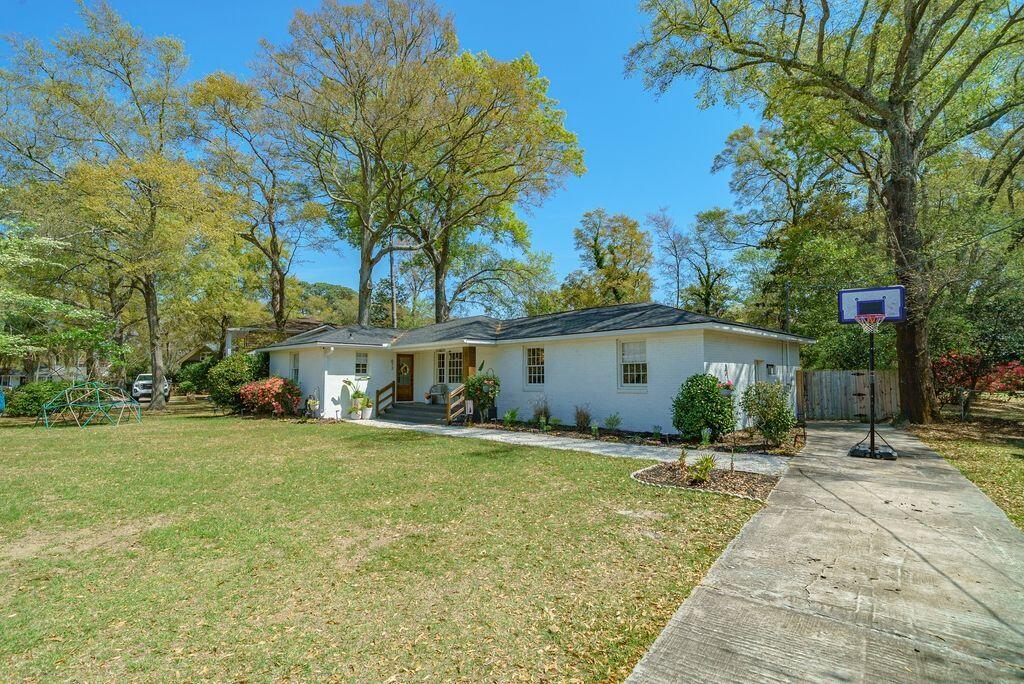 673 Edmonds Drive Charleston, SC 29412 - Photo 35 of 40 MbaOmg7w