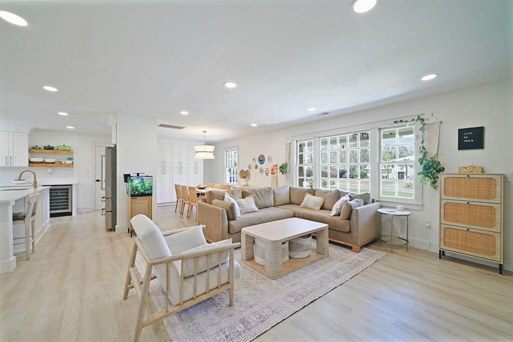 673 Edmonds Drive Charleston, SC 29412 - Photo 5 of 40 WKmtMPSA
