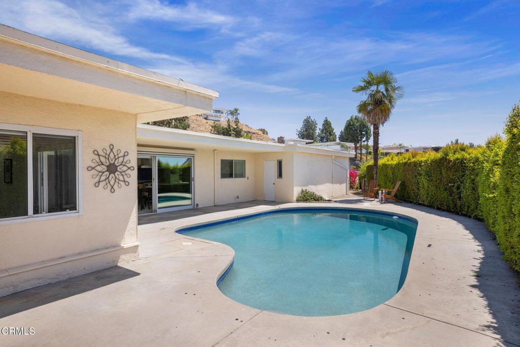 1919 Deermont Road Glendale, CA 91207 - Photo 20 of 57 043_Deermont 1919_by mrbarcelo