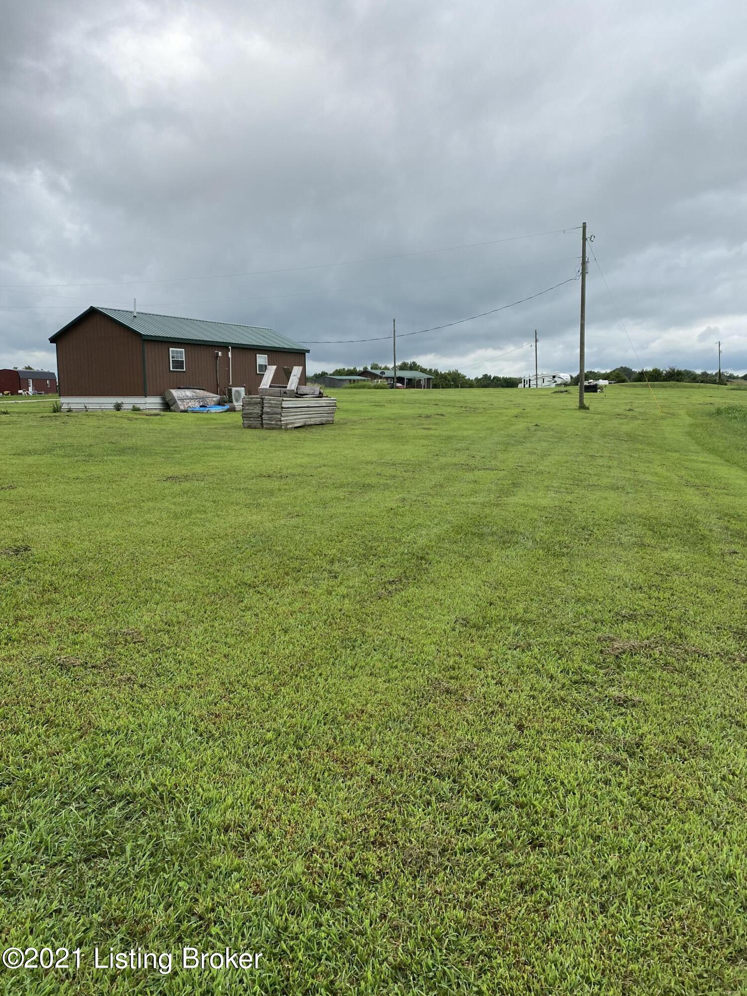 658 Kirsch Lane Springfield, KY 40069 - Photo 16 of 18 IMG-4989