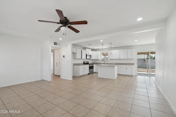 $389,900 | 2115 East Birchwood Avenue, Mesa, AZ 85204