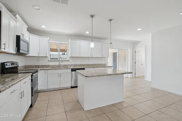 $389,900 | 2115 East Birchwood Avenue, Mesa, AZ 85204