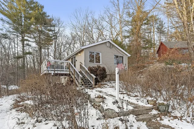 $299,000 | 34 Whispering Pine Drive, West Brookfield, MA 01585