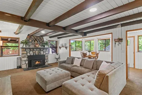 $459,000 | 1148 Saturn Way, Crestline, CA 92325