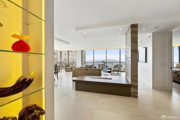 $2,695,000 | 999 Green Street, Unit 1401, San Francisco, CA 94133