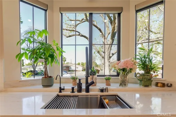 $12,000 | 7714 Lasaine Avenue, Northridge, CA 91325