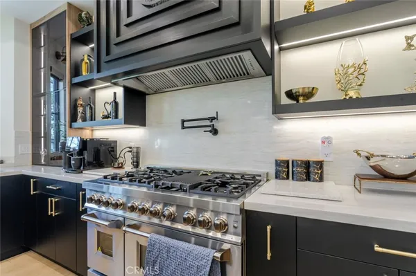 $12,000 | 7714 Lasaine Avenue, Northridge, CA 91325