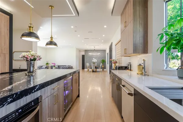 $12,000 | 7714 Lasaine Avenue, Northridge, CA 91325