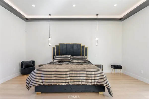 $12,000 | 7714 Lasaine Avenue, Northridge, CA 91325