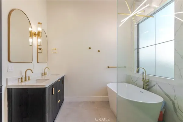 $12,000 | 7714 Lasaine Avenue, Northridge, CA 91325