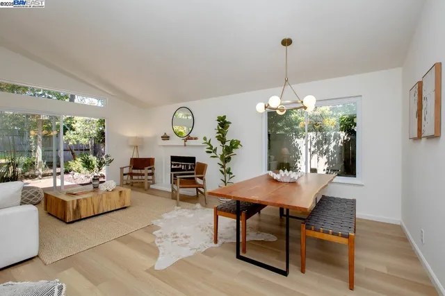 $1,195,000 | 21 Ulster Place, Alameda, CA 94502