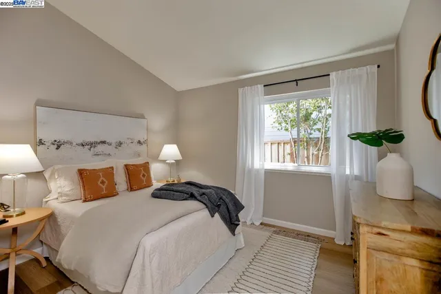 $1,195,000 | 21 Ulster Place, Alameda, CA 94502