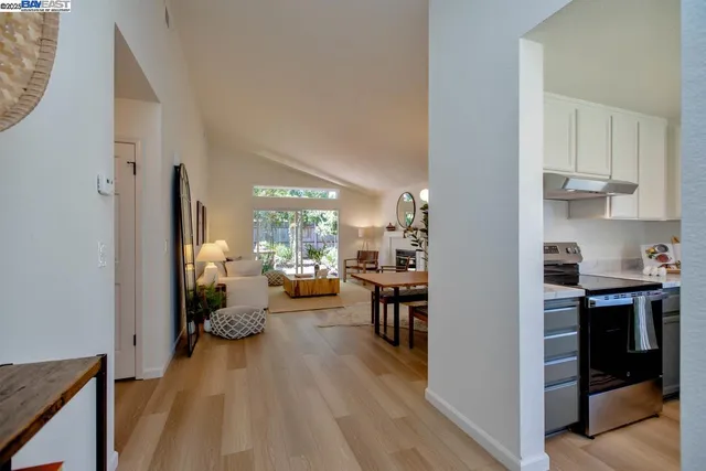 $1,195,000 | 21 Ulster Place, Alameda, CA 94502