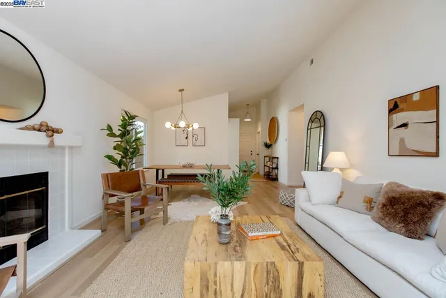 $1,195,000 | 21 Ulster Place, Alameda, CA 94502