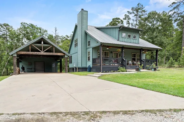 $389,900 | 320 Idlewood Court, Brookeland, TX 75931