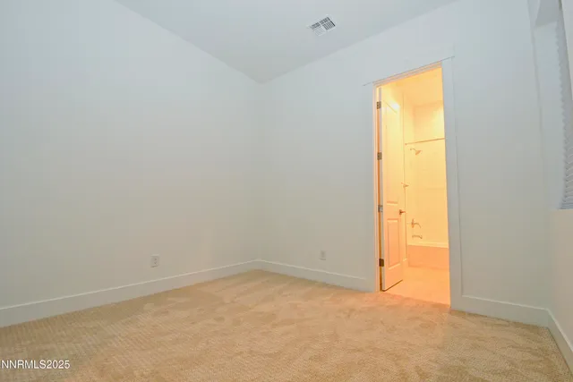 $3,200 | 7587 Calypso Drive, Sparks, NV 89436