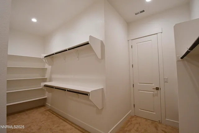 $3,200 | 7587 Calypso Drive, Sparks, NV 89436