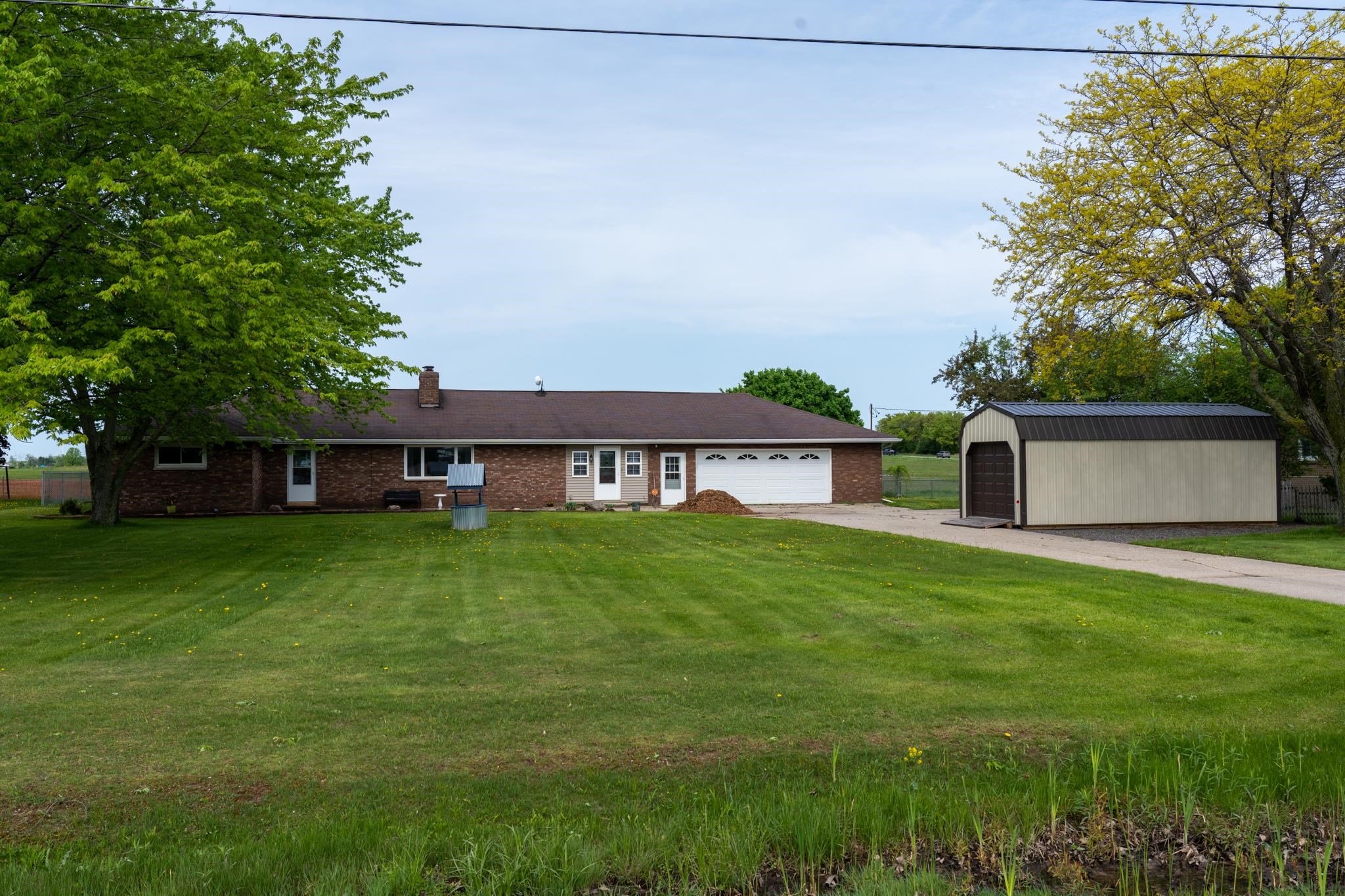 8933 North Mission Road Clare, MI 48617 - Photo 1 of 73 1900080.JPG