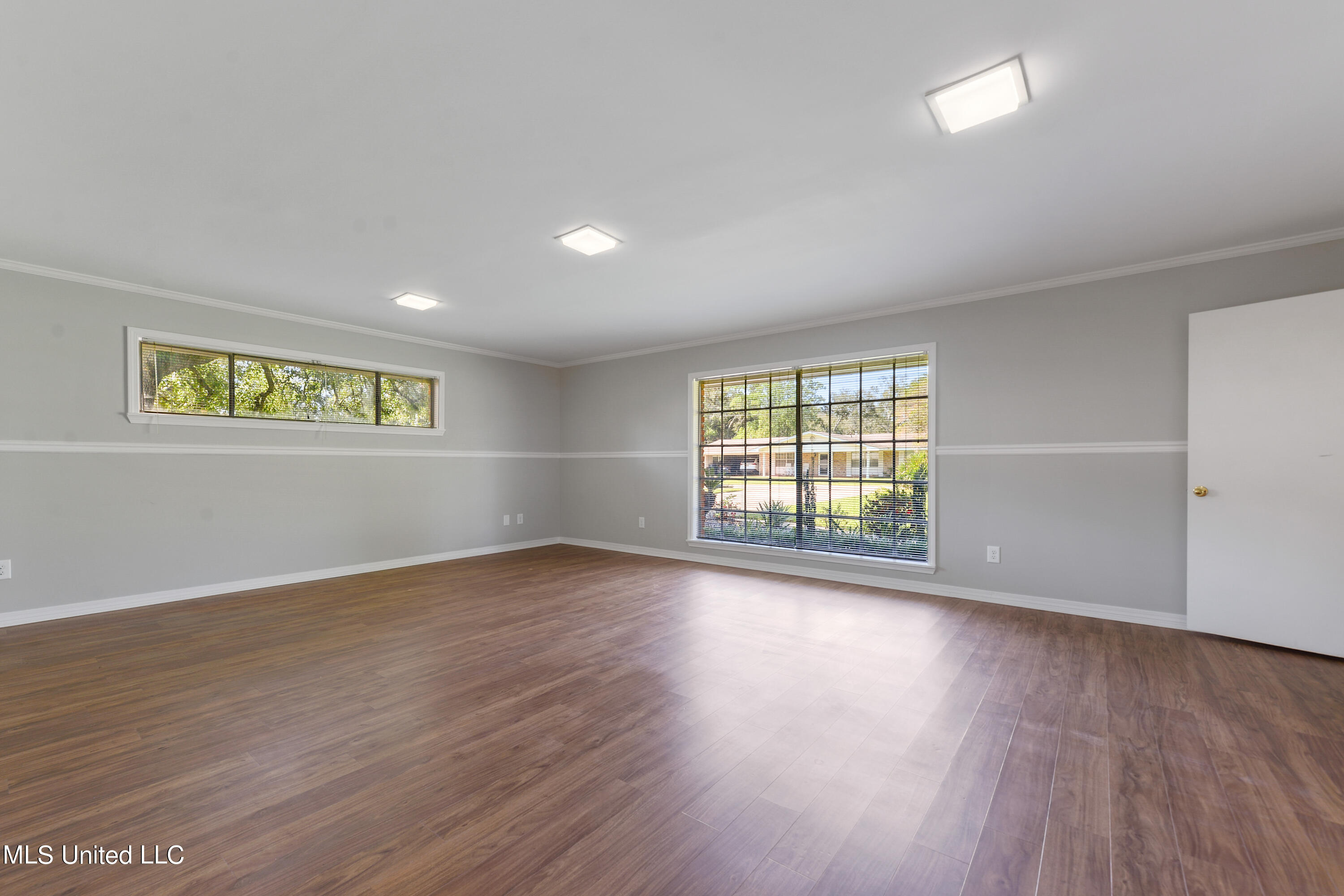 1710 Bates Street Pascagoula, MS 39581 - Photo 14 of 38 014