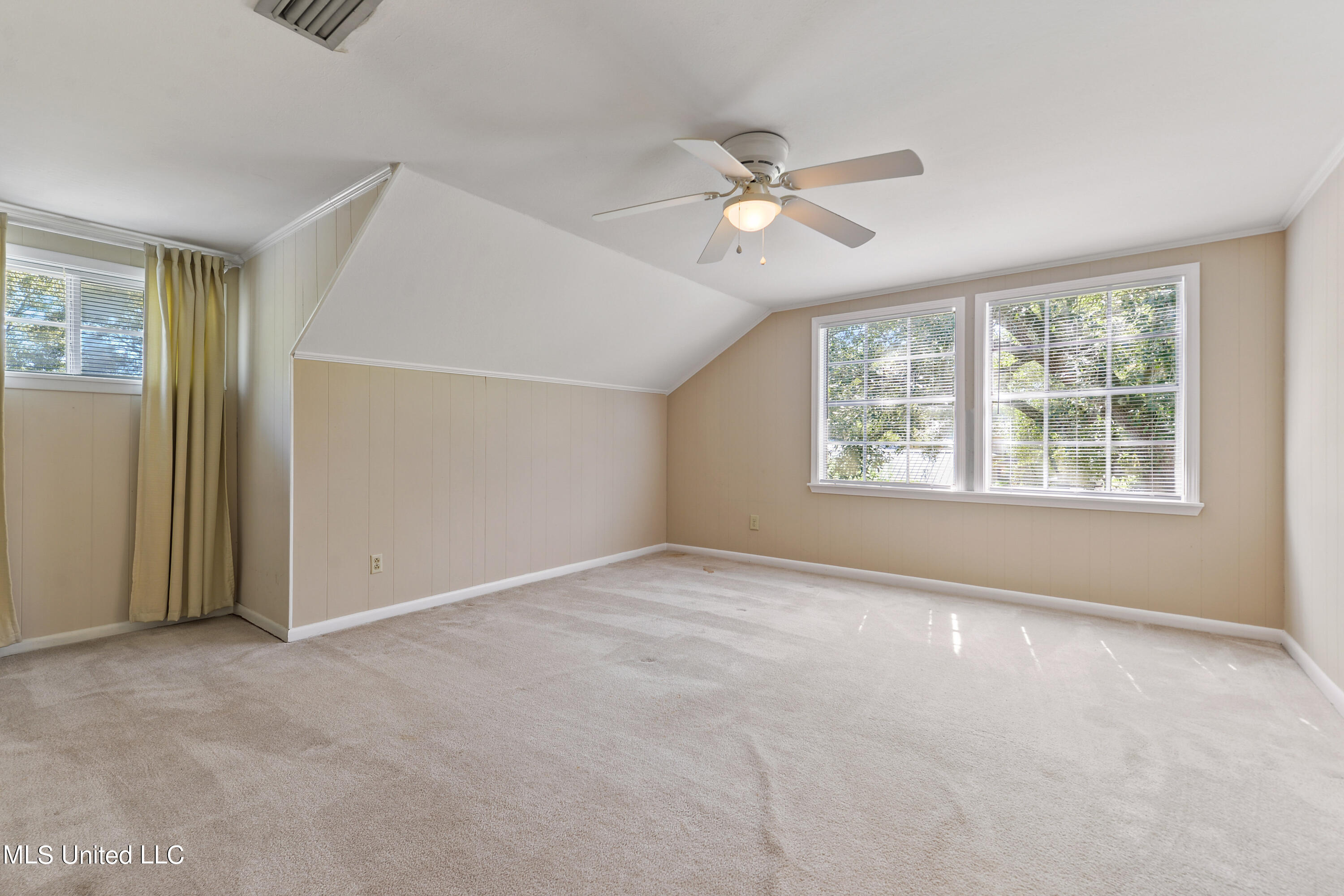 1710 Bates Street Pascagoula, MS 39581 - Photo 25 of 38 025