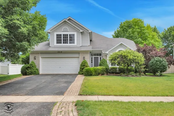 $399,900 | 2016 St Andrews Drive, Plainfield, IL 60586