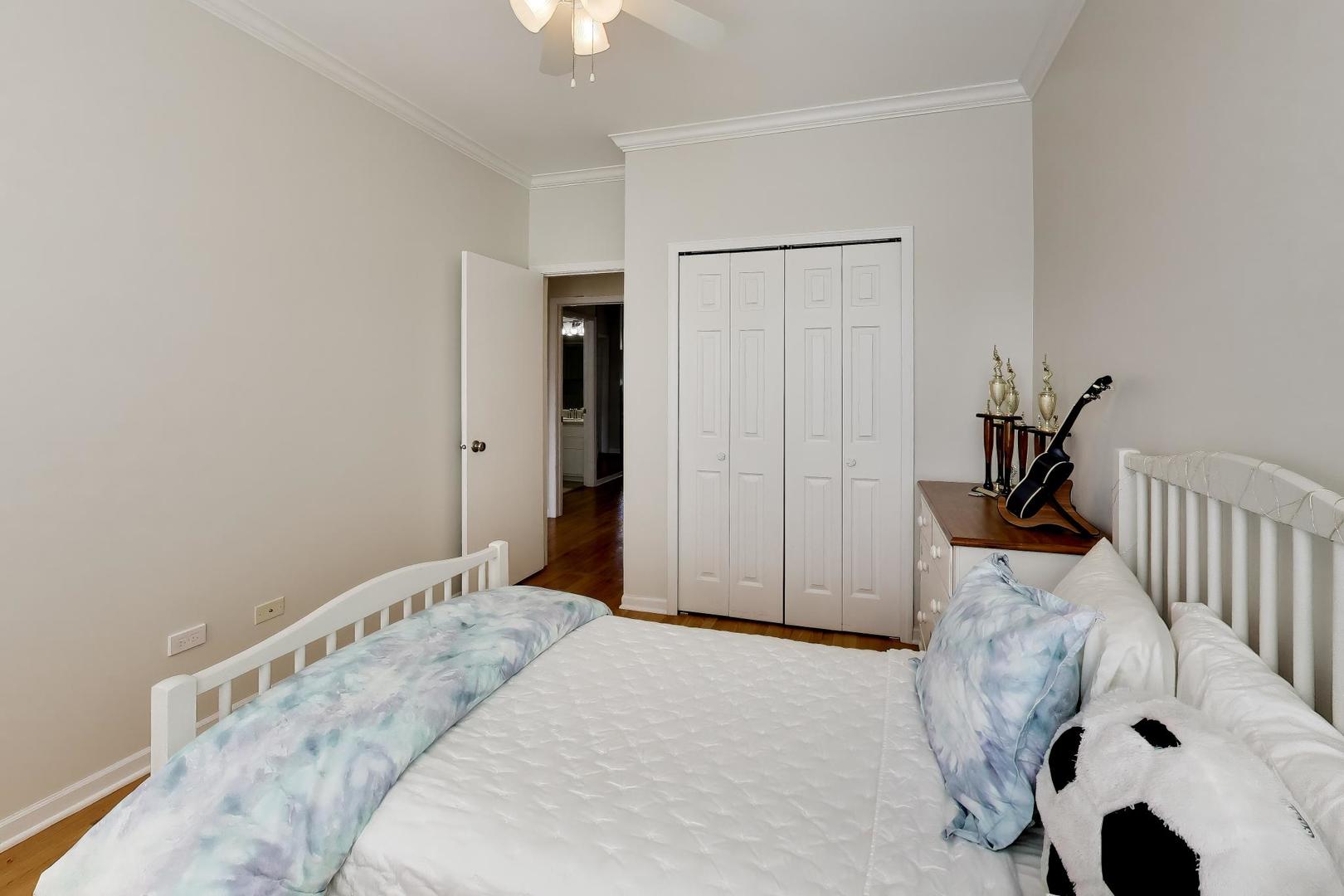 4010 North Clark Street, Unit C Chicago, IL 60613 - Photo 36 of 39