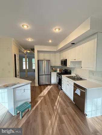 $3,000 | 17301 Pacific Rim Terrace, Dumfries, VA 22025