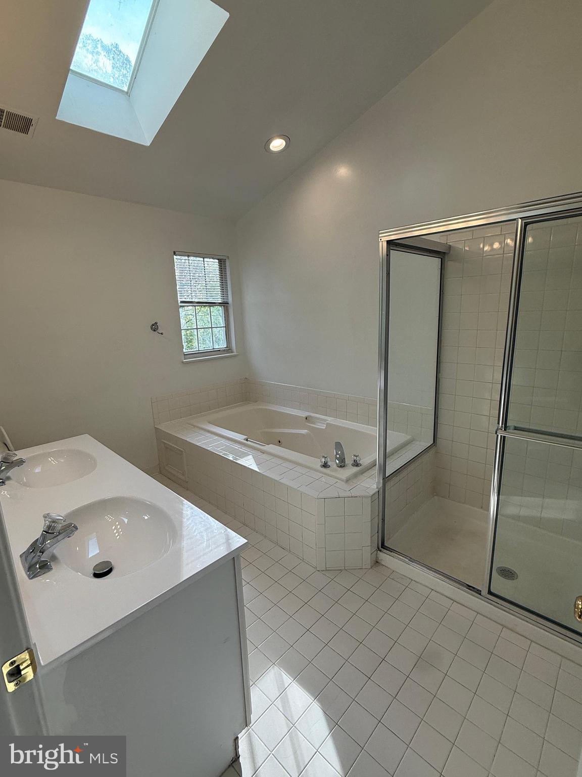 17301 Pacific Rim Terrace Dumfries, VA 22025 - Photo 34 of 36