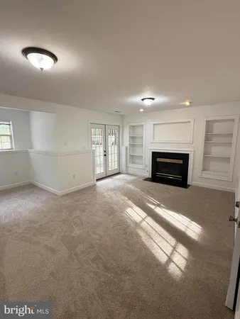 $3,000 | 17301 Pacific Rim Terrace, Dumfries, VA 22025