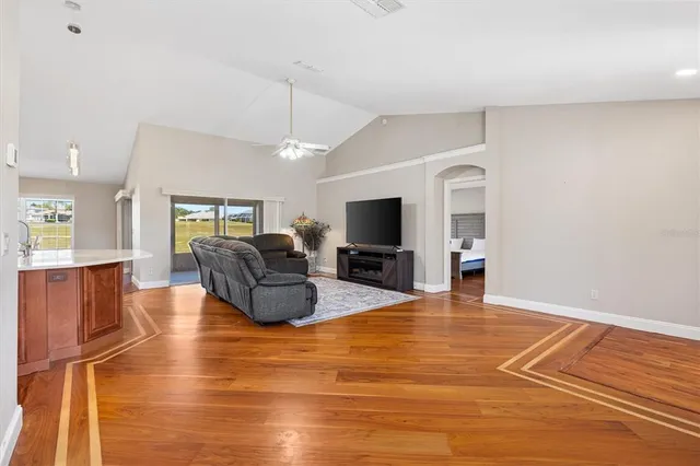 $439,000 | 11735 Southeast 174th Loop, Summerfield, FL 34491