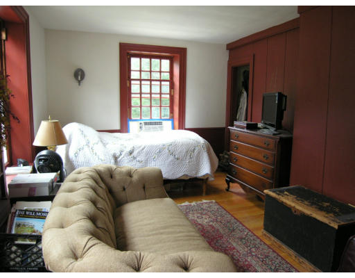 79 Pine Street Dover, MA 02030 - Photo 8 of 14