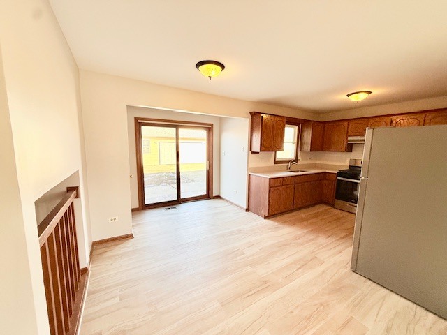 2509 Ruth Fitzgerald Drive Plainfield, IL 60586 - Photo 3 of 17