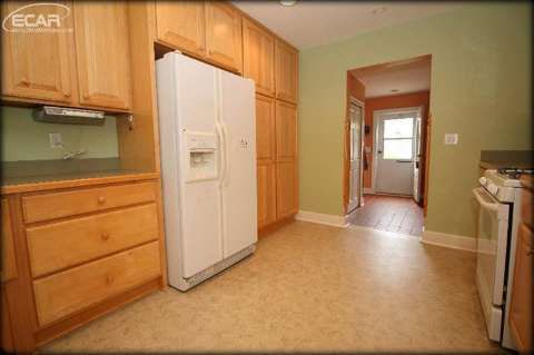 12048 Lennon Road Lennon, MI 48449 - Photo 15 of 32 20441467-14.JPG