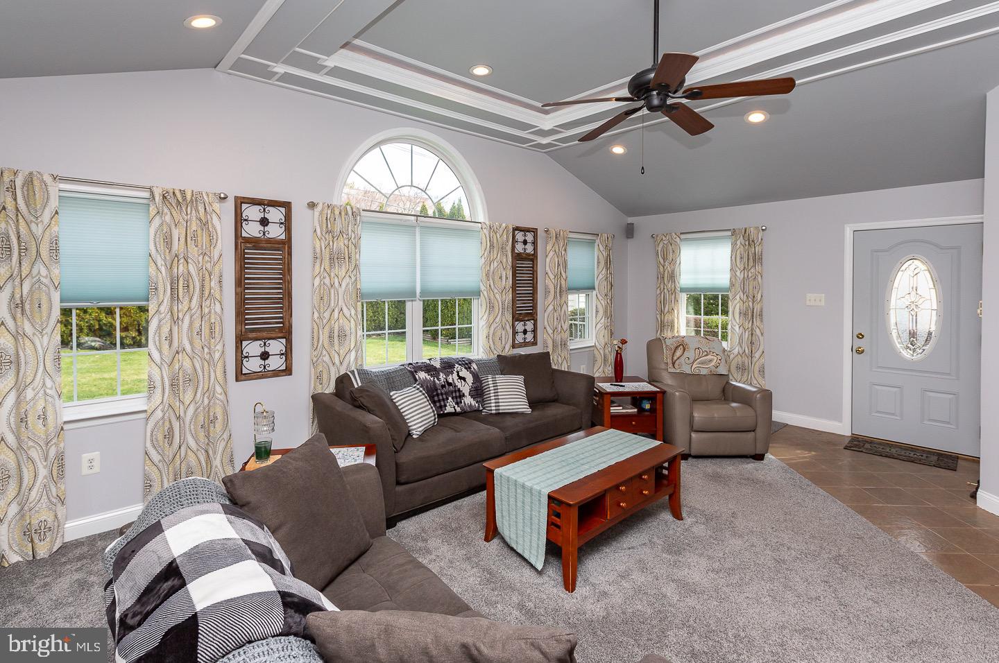 1209 Dermond Road Drexel Hill, PA 19026 - Photo 4 of 35 Gallery Image 4