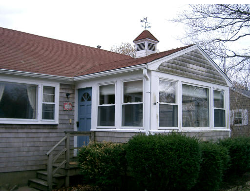 105 Hartford Road Marshfield, MA 02050 - Photo 4 of 10 Gallery Image 4