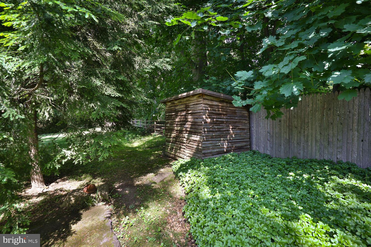 1707 Lynam Road Abington, PA 19046 - Photo 46 of 47 Yard