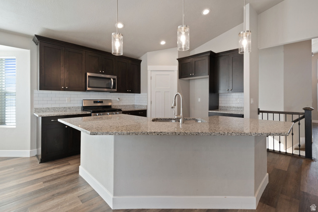 2508 Sunset Way Layton, UT 84041 - Photo 5 of 35