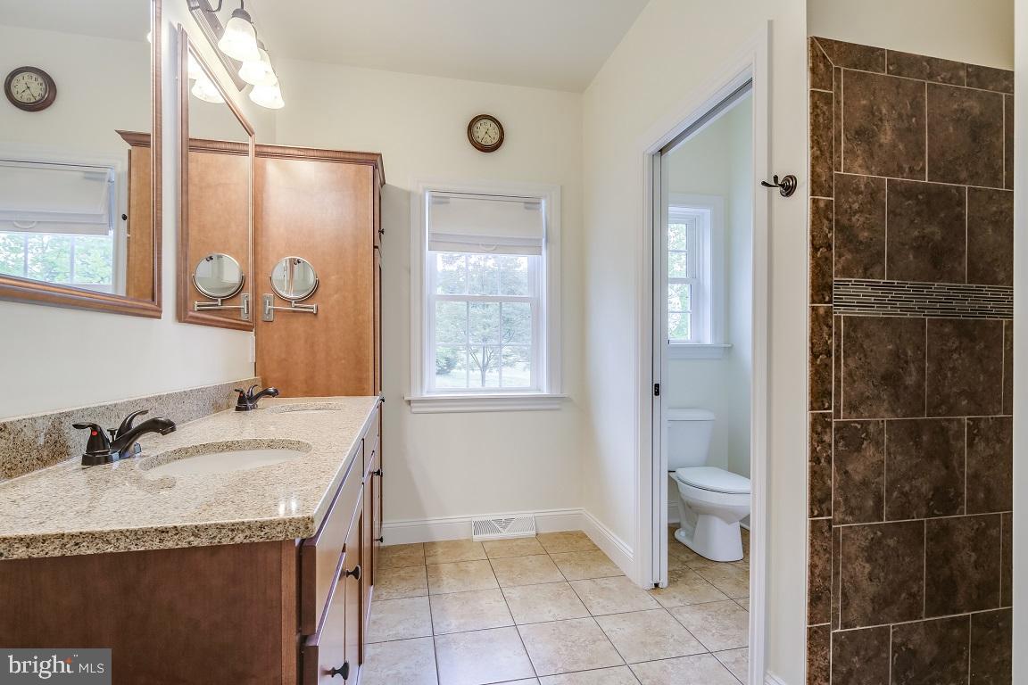 3324 Flickinger Road Westminster, MD 21158 - Photo 27 of 52 Owner's Bathroom