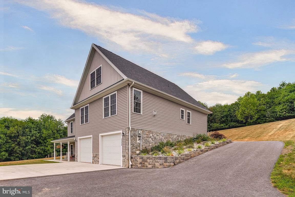 3324 Flickinger Road Westminster, MD 21158 - Photo 8 of 52 Front Exterior