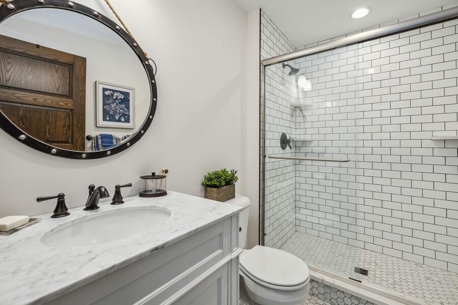 86614 60th Street Decatur, MI 49045 - Photo 20 of 41 25_8661460thStreet_8_Bathroom_LowRes