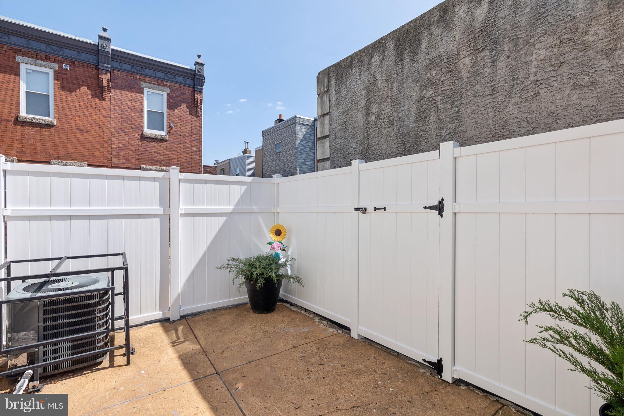 3131 Edgemont Street Philadelphia, PA 19134 - Photo 23 of 39 a view of a terrace