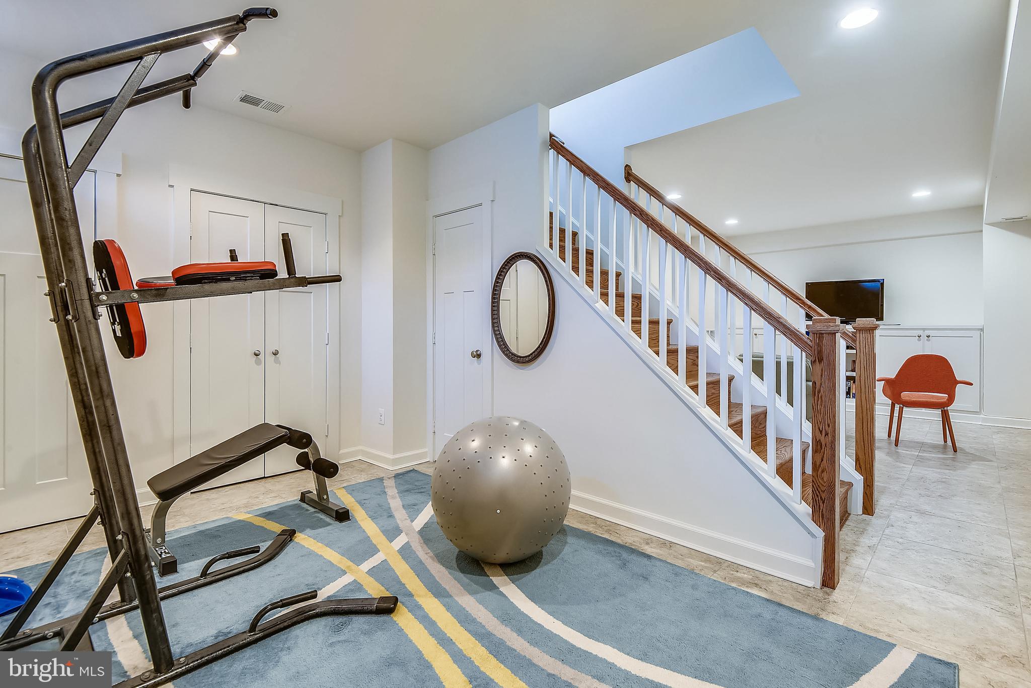8046 Washington Road Alexandria, VA 22308 - Photo 37 of 50 Staircase to lower level