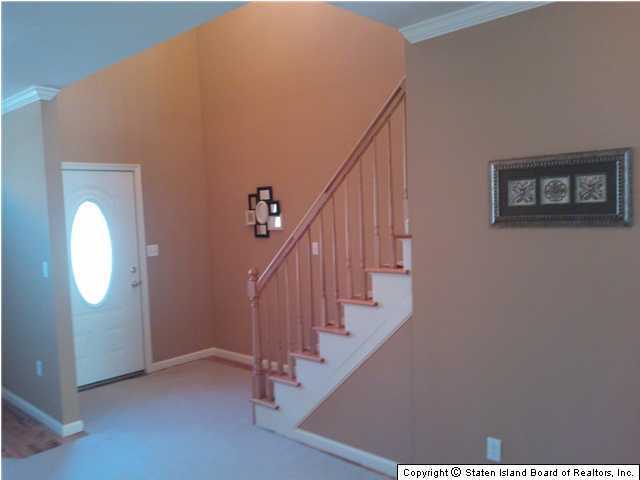 244 Mill Road Staten Island, NY 10306 - Photo 5 of 20 Additional Photo