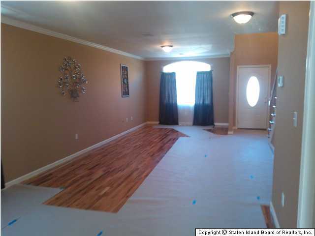 244 Mill Road Staten Island, NY 10306 - Photo 8 of 20 Additional Photo