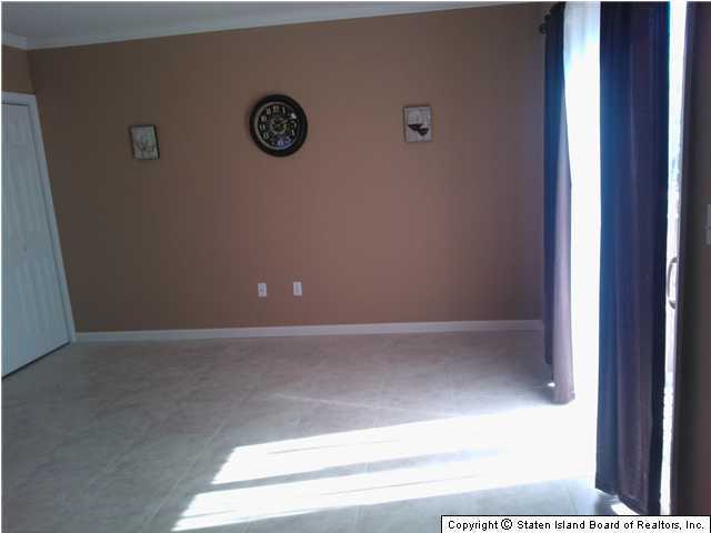 244 Mill Road Staten Island, NY 10306 - Photo 10 of 20 Additional Photo