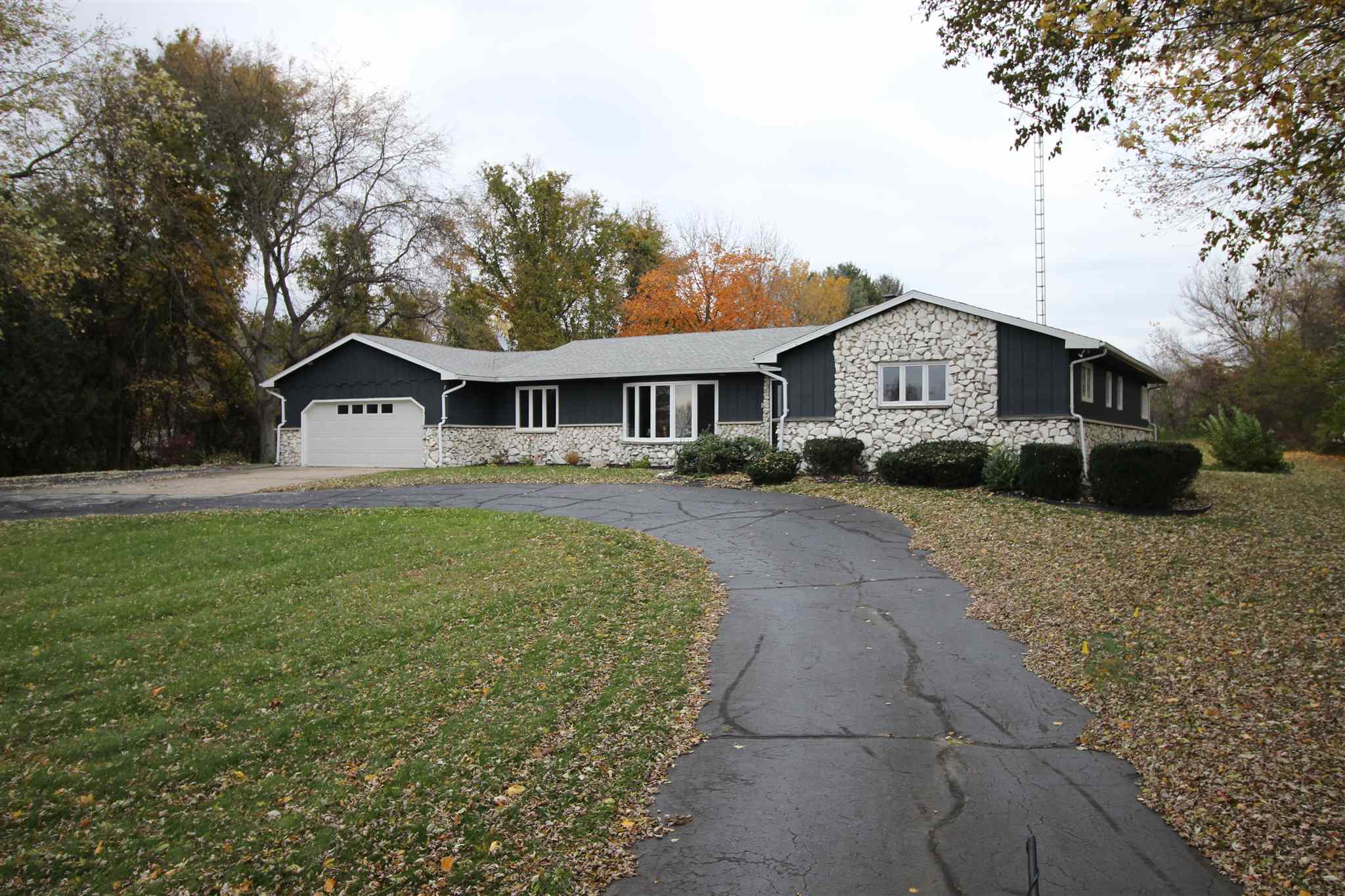 60384 Mayflower Road South Bend, IN 46614 - Photo 1 of 36 Gallery Image 1