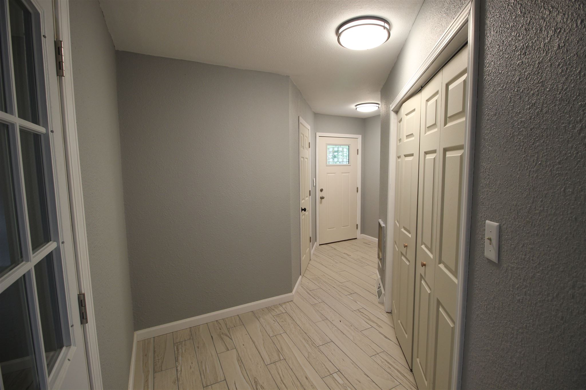 60384 Mayflower Road South Bend, IN 46614 - Photo 12 of 36 Gallery Image 12