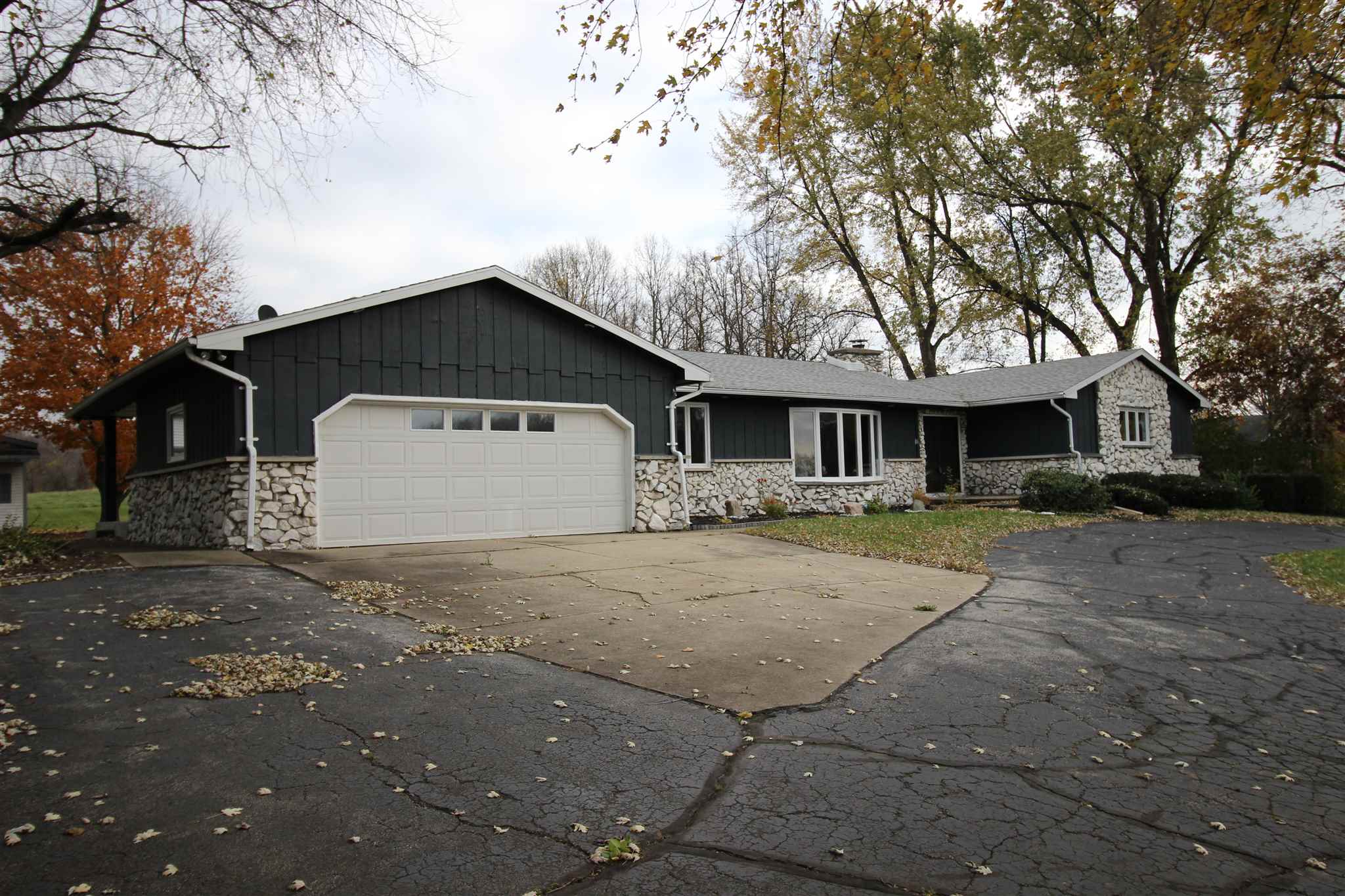 60384 Mayflower Road South Bend, IN 46614 - Photo 31 of 36 Gallery Image 31