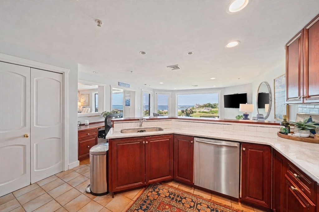 131 Nichols Road, Unit 6 Cohasset, MA 02025 - Photo 7 of 25